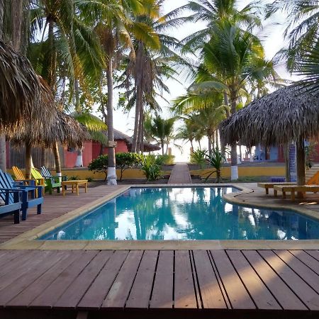 Hotel Pez De Oro Monterrico Esterno foto